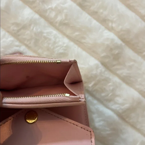 Louis Vuitton Pink and Tan Checkered Wallet - Picture 5 of 8